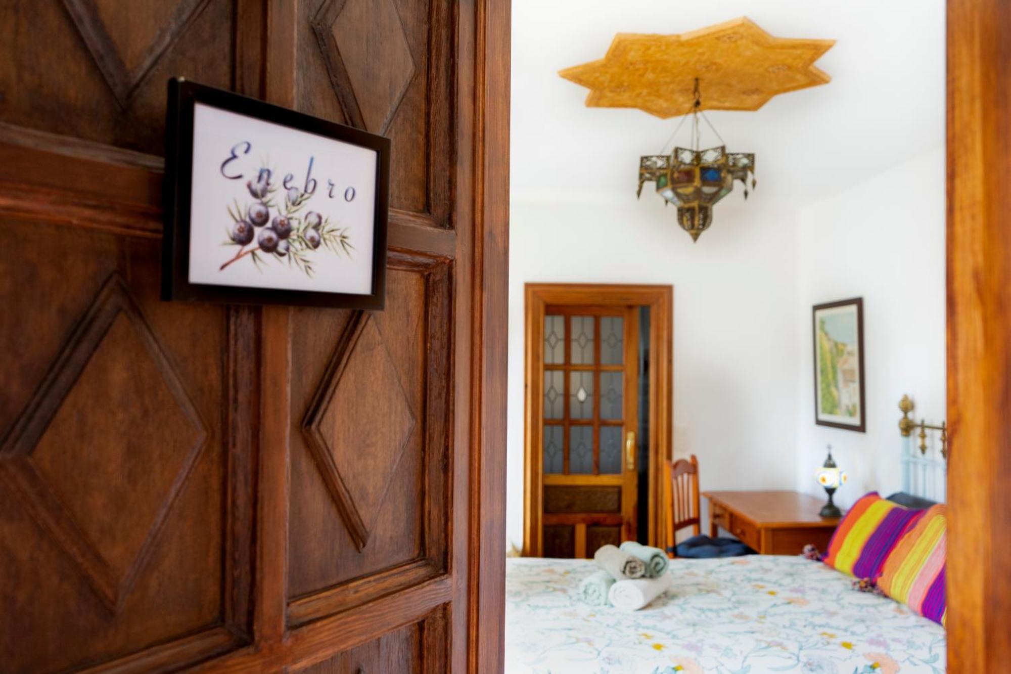 Oripando Private Rooms กรานาดา ภายนอก รูปภาพ